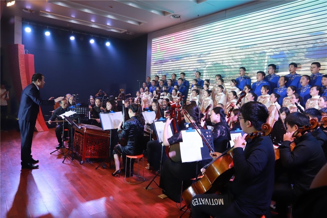 砥礪前行 再譜華章 淮鋼隆重召開建廠五十周年慶祝大會(huì)