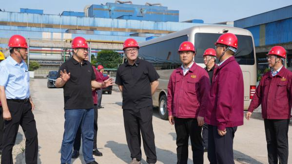 集團黨委書記、董事長沈彬來淮鋼調(diào)研指導(dǎo)