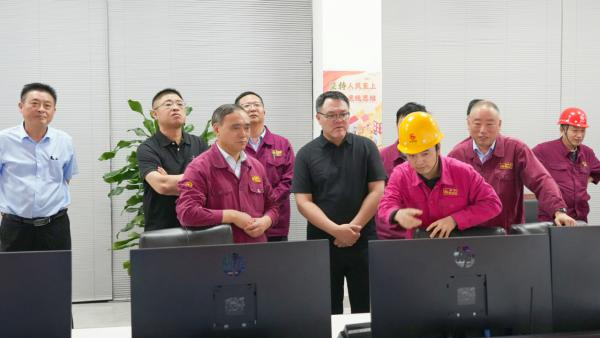 集團黨委書記、董事長沈彬來淮鋼調(diào)研指導(dǎo)